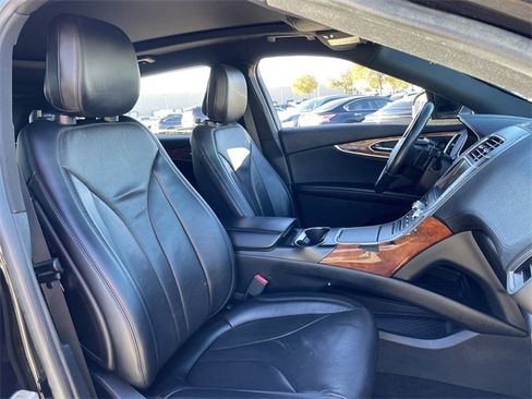 Used 2020 Lincoln Nautilus Reserve w/ Equipment Group 201A image 26