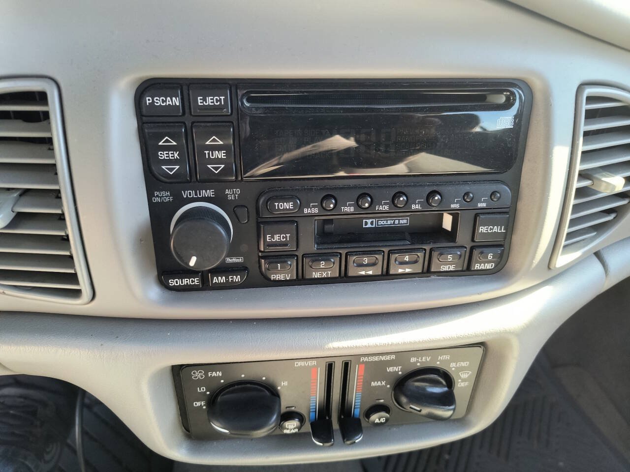 Used 2003 Buick Century Custom w/ Preferred Equipment Group 1SB FWD image 34