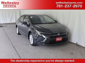 Used 2025 Toyota Corolla LE w/ LE Premium Package FWD video 1