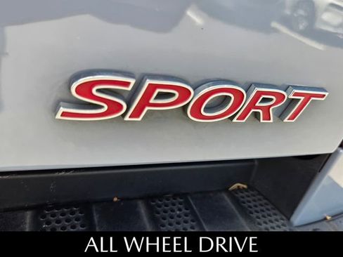 Used 2024 Honda Ridgeline Sport image 12