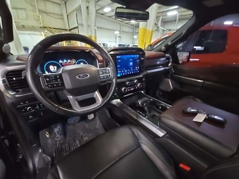 Used 2023 Ford F150 Lariat w/ Equipment Group 502A High image 7