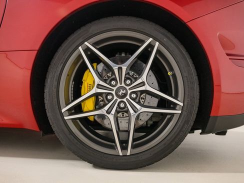 Used 2015 Ferrari California T RWD image 21