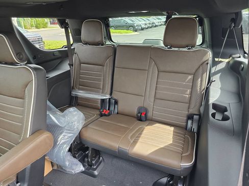 New 2026 GMC Yukon Denali Ultimate AWD/4WD image 25