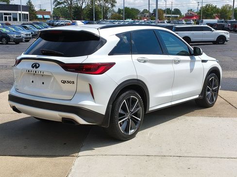 Used 2023 INFINITI QX50 Sport FWD image 18