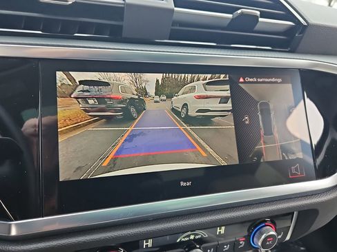 Used 2024 Audi Q3 2.0T Premium Plus w/ Premium Plus Package image 24