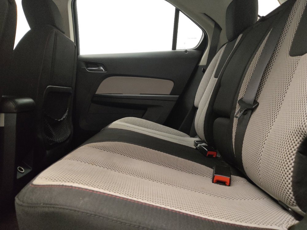 Used 2016 Chevrolet Equinox LS FWD image 18