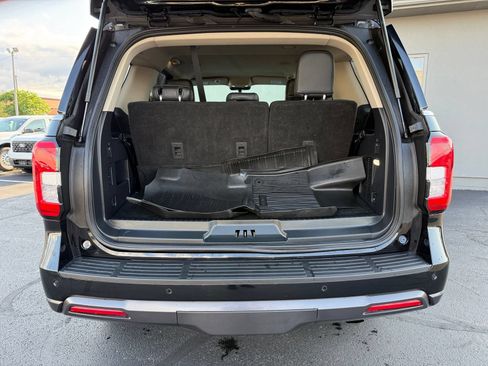 Used 2023 Ford Expedition XL AWD/4WD image 43