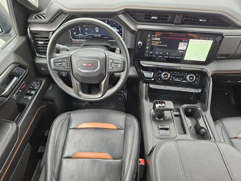 Used 2025 GMC Sierra 1500 AT4 w/ AT4 Premium Package AWD/4WD image 28