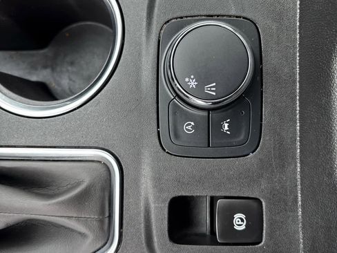 Certified 2023 Chevrolet Traverse LT image 18