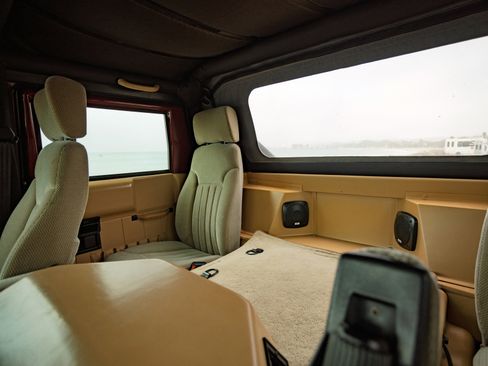 Used 1998 HUMMER H1 4-Door Open Top image 17