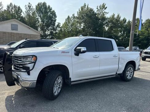 Used 2023 Chevrolet Silverado 1500 LTZ w/ LTZ Premium Package AWD/4WD image 13