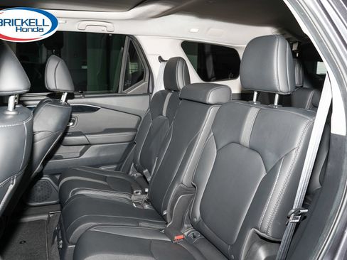 Certified 2023 Honda Pilot Touring image 20