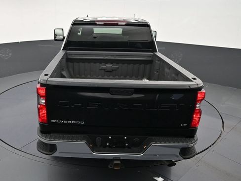 Used 2024 Chevrolet Silverado 2500 LT AWD/4WD image 16