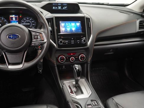 Used 2023 Subaru Crosstrek 2.0i Premium image 21