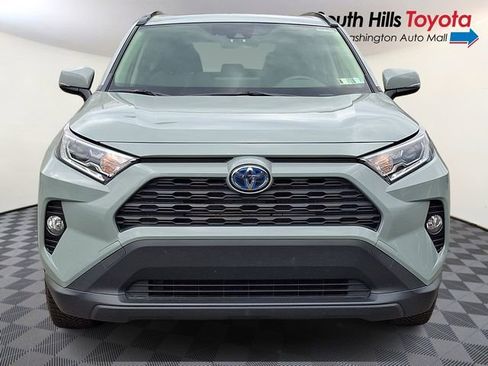 Used 2020 Toyota RAV4 XLE w/ Convenience Package image 2