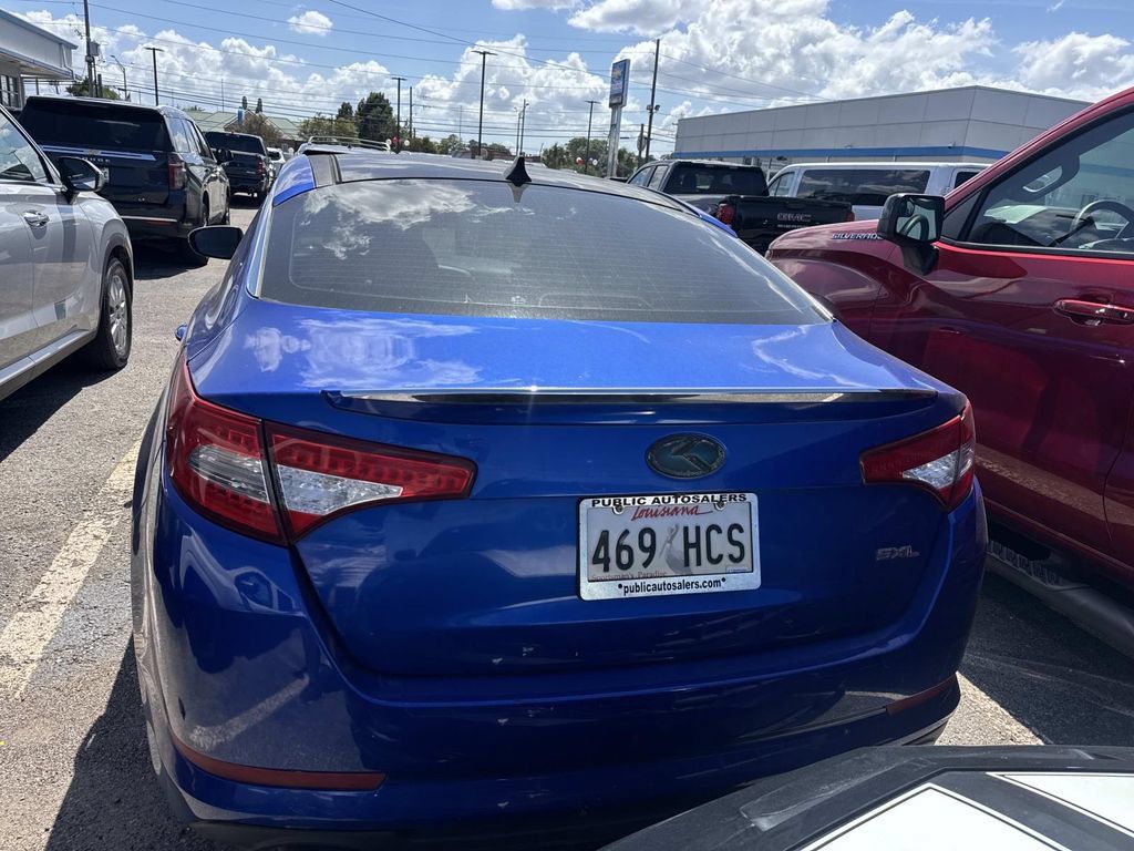Used 2013 Kia Optima SX w/ Limited Pkg FWD image 12