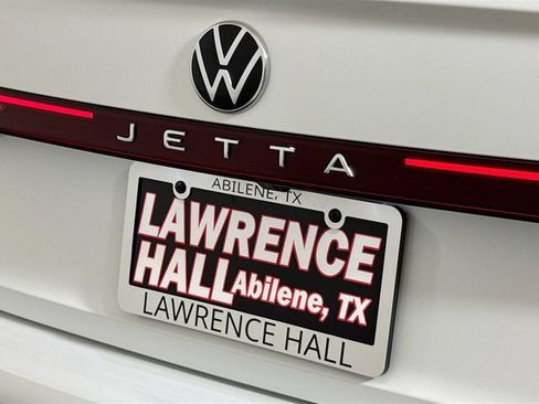 New 2026 Volkswagen Jetta SE FWD image 16