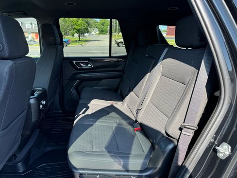 Used 2022 GMC Yukon SLE image 18