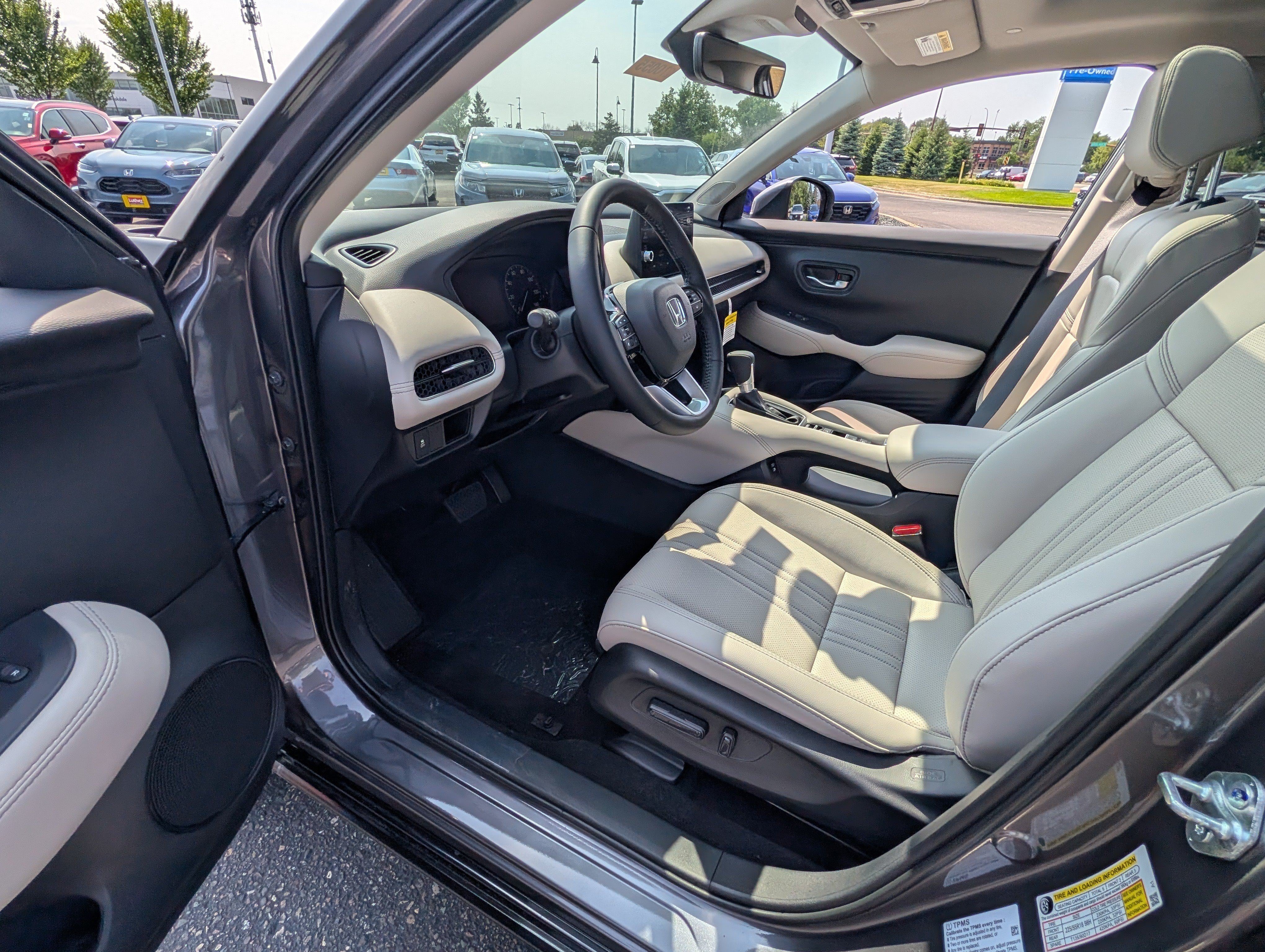 New 2027 Honda HR-V EX-L image 10