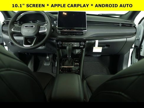 New 2026 Jeep Compass Latitude image 3