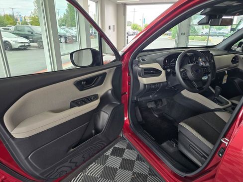 Used 2025 Subaru Forester AWD/4WD image 30