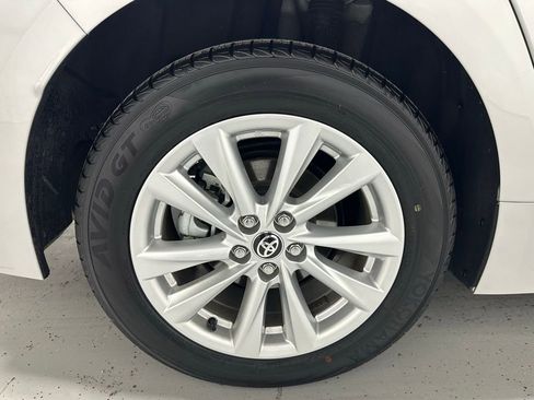 Used 2025 Toyota Corolla XLE image 64