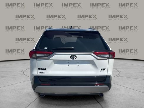Used 2025 Toyota RAV4 XSE w/ Weather Package AWD/4WD image 4