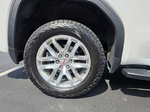 Used 2021 GMC Sierra 1500 SLT w/ SLT Premium Plus Package AWD/4WD image 5