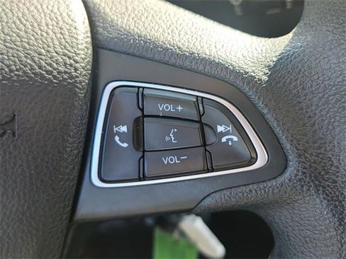 Used 2018 Ford Escape SE w/ SE Sync 3 Package image 18