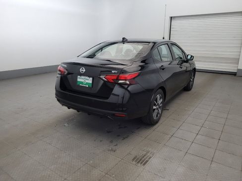 Used 2021 Nissan Versa SV FWD image 9