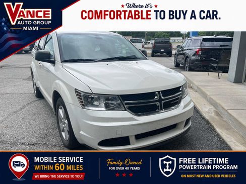 Used 2018 Dodge Journey SE w/ Popular Equipment Group FWD image 1