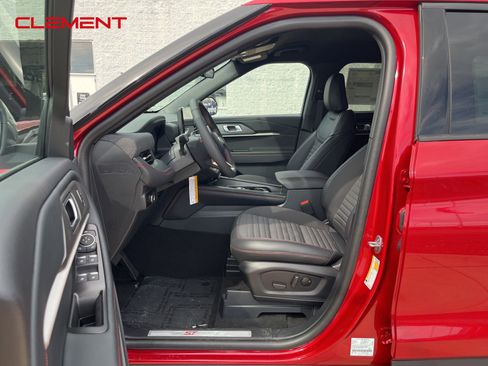 New 2025 Ford Explorer ST-Line image 27