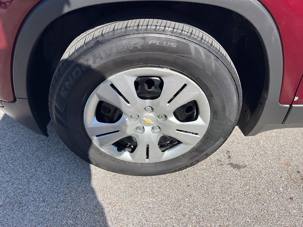 Used 2017 Chevrolet Trax LS FWD image 12