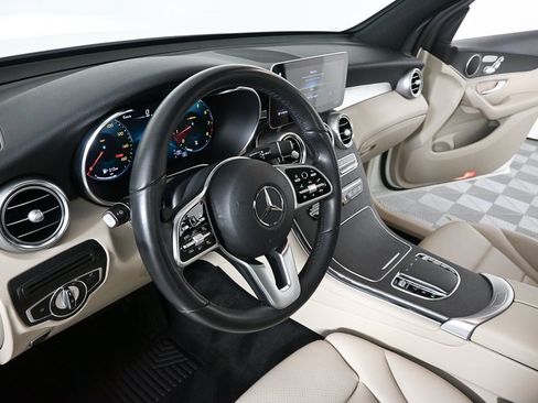 Certified 2021 Mercedes-Benz GLC 300 GLC 300 image 8