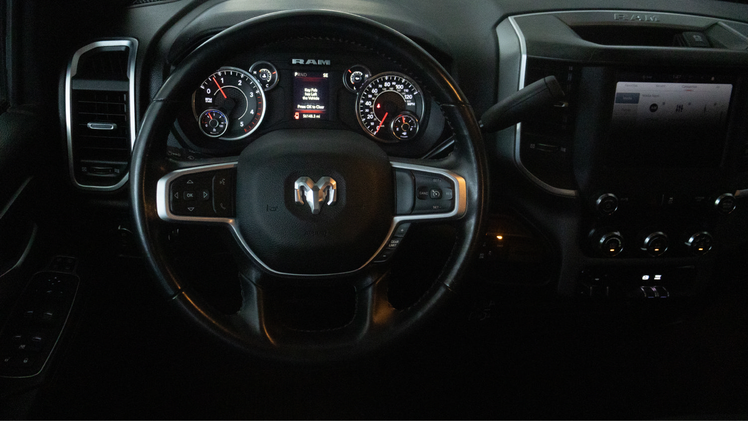Used 2024 RAM 2500 Big Horn AWD/4WD image 11