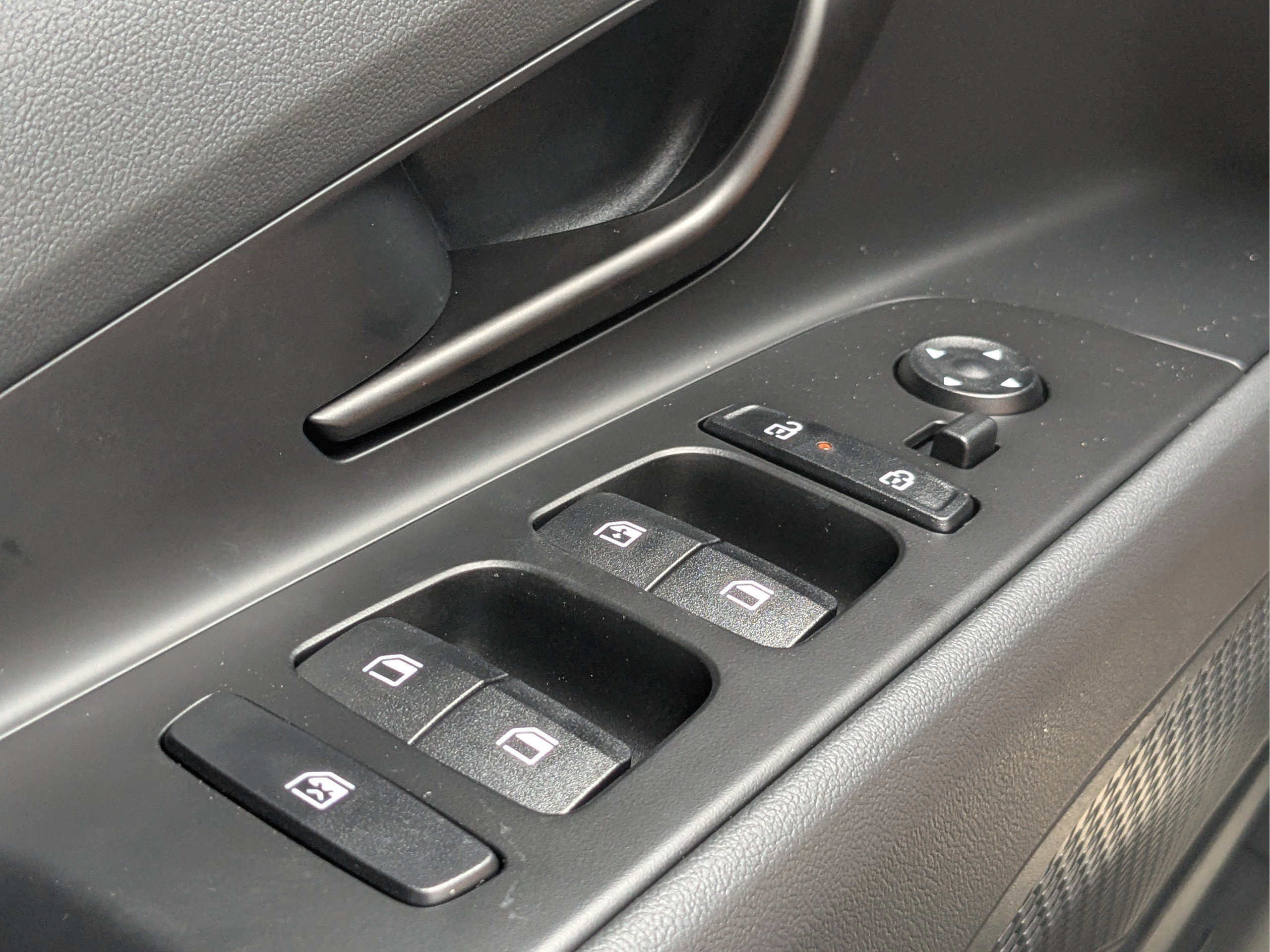 New 2026 Hyundai Elantra SEL Sport FWD image 31
