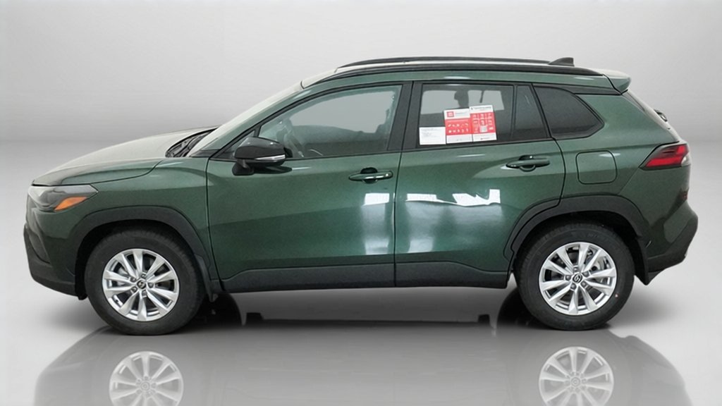 New 2026 Toyota Corolla Cross LE w/ Moonroof Package FWD image 16