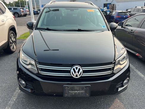 Used 2017 Volkswagen Tiguan Sport AWD/4WD image 6