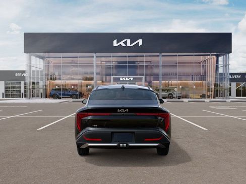 New 2026 Kia K4 FWD image 5