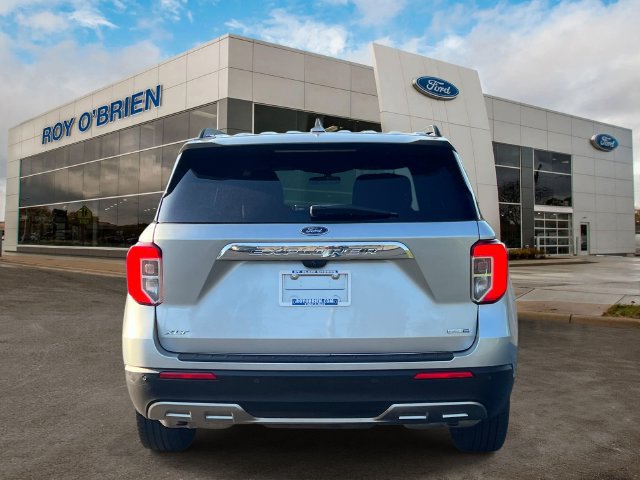 Certified 2020 Ford Explorer XLT w/ Equipment Group 202A AWD/4WD image 4