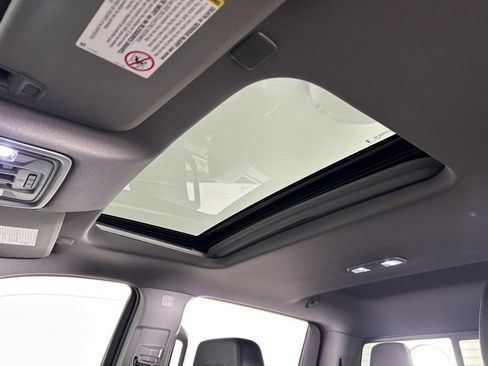 Used 2023 GMC Sierra 2500 Denali w/ Denali Ultimate Package image 29