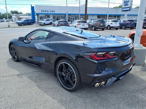 Used 2024 Chevrolet Corvette Stingray Premium Cpe w/ 3LT RWD image 4