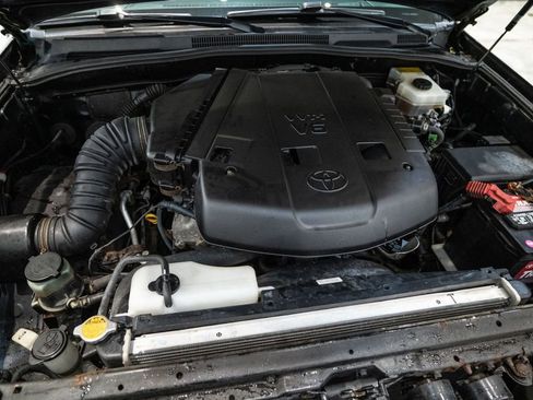 Used 2004 Toyota 4Runner SR5 image 35