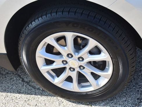 Certified 2019 Chevrolet Equinox LT AWD/4WD image 11