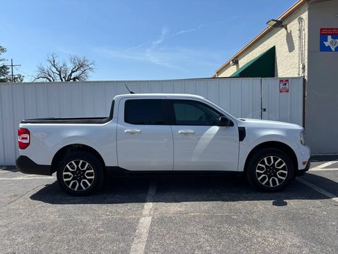 Used 2024 Ford Maverick Lariat w/ 4K Tow Package AWD/4WD image 10