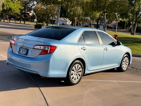 Used 2012 Toyota Camry LE FWD image 23