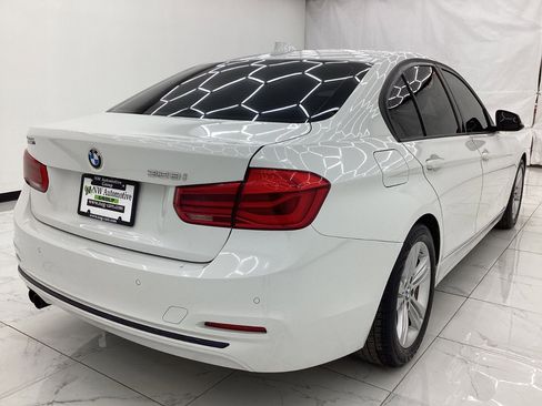 Used 2016 BMW 328i Sedan w/ Driver Assistance Package image 8