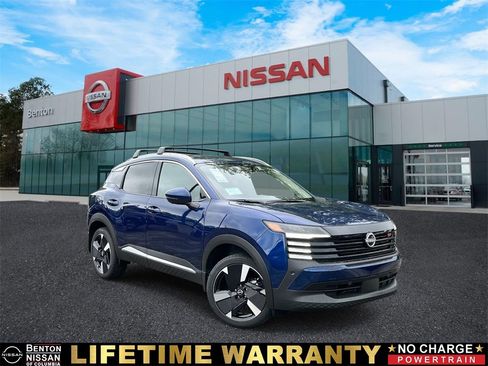 New 2025 Nissan Kicks SR image 1