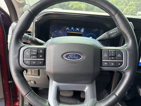 Used 2024 Ford F250 Lariat w/ Lariat Ultimate Package AWD/4WD image 24