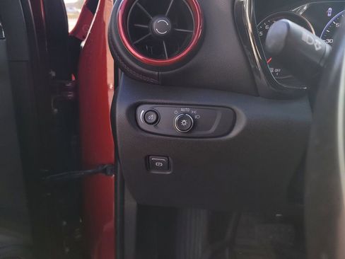 Used 2022 Chevrolet Blazer RS w/ Driver Confidence II Package image 17